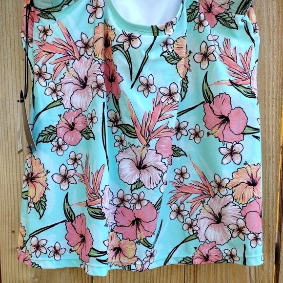 Ocean+Coast - Floral Tankini Swim Top - Picture 8 of 16